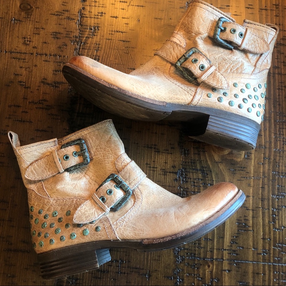 Naya Agatha Ankle Boots Size 7